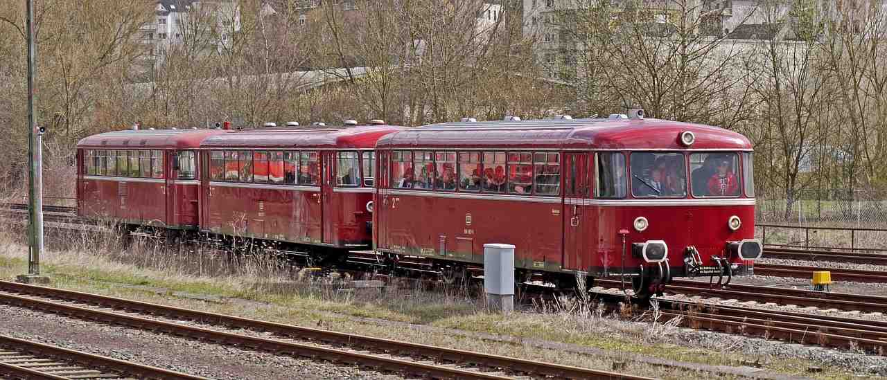 autorail, deutsche bundesbahn, en trois parties